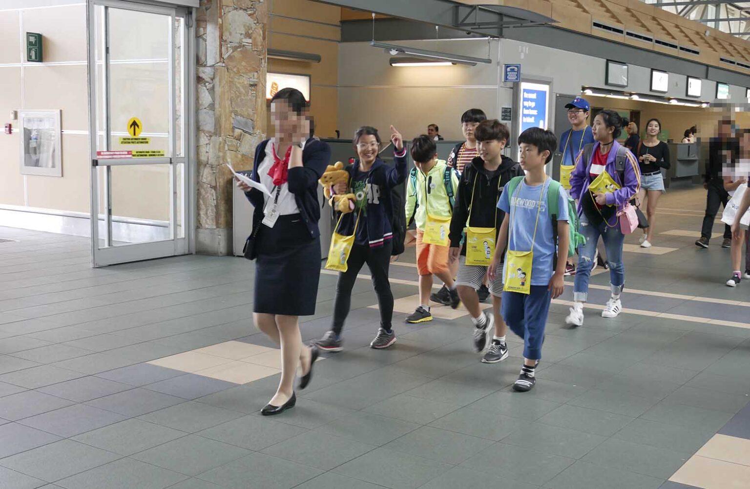 캐나다 여름캠프 참가자들 밴쿠버 입국